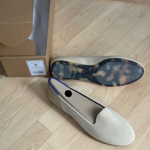 NEW Rothy's Lounge Loafer in Sandstone